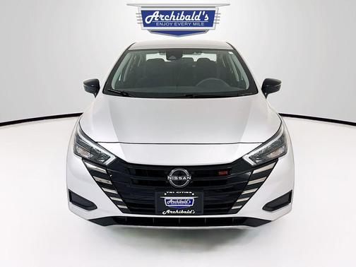 Brilliant Silver Metallic 2025 Nissan Versa 1.6 S
