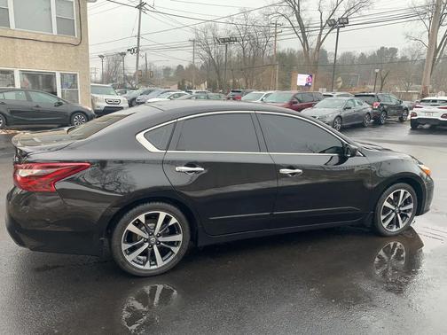2017 Nissan Altima 2.5 SR