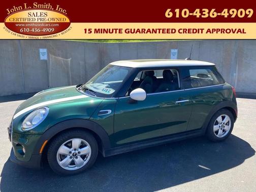 British Racing Green Metallic 2018 MINI Hardtop Cooper
