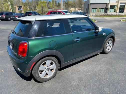 British Racing Green Metallic 2018 MINI Hardtop Cooper