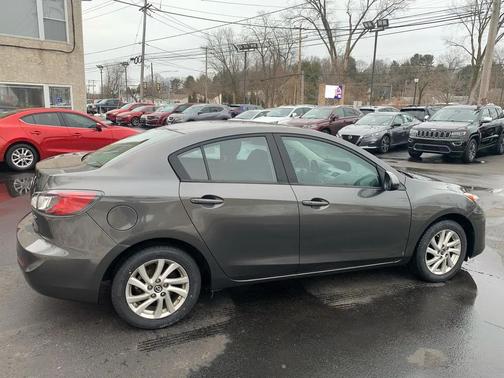 2013 Mazda Mazda3 i Touring