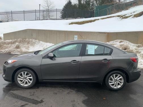 2013 Mazda Mazda3 i Touring