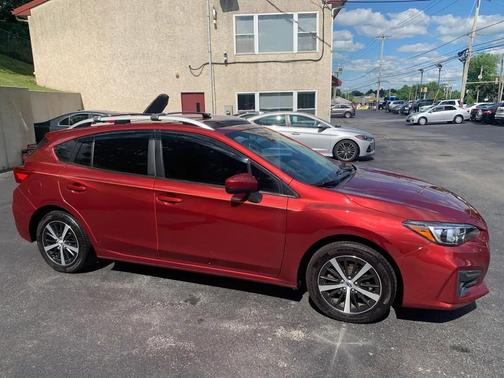 MAROON 2019 Subaru Impreza 2.0i Premium