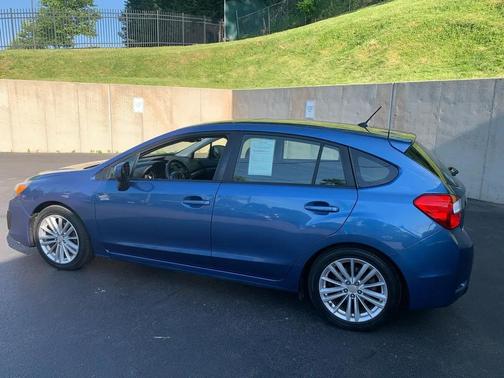 Quartz Blue Pearl 2014 Subaru Impreza 2.0i Premium