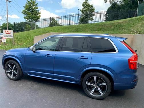 2017 Volvo XC90 T5 R-Design