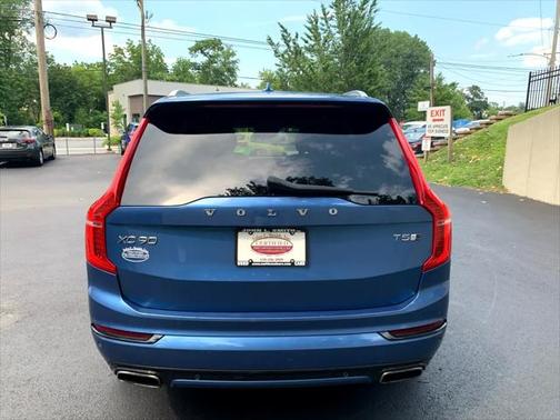 2017 Volvo XC90 T5 R-Design