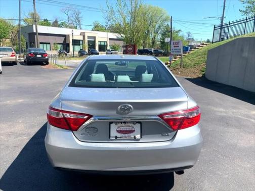 2016 Toyota Camry XLE