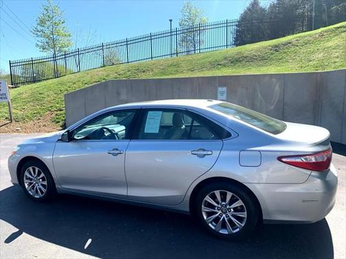 2016 Toyota Camry XLE