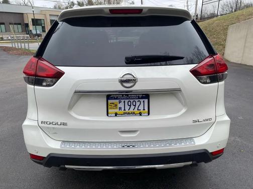 2019 Nissan Rogue SL