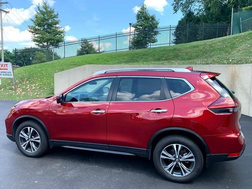 2019 Nissan Rogue SV