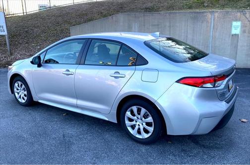 2024 Toyota Corolla Hybrid LE