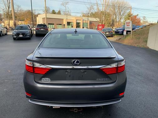 2014 Lexus ES 300h Base
