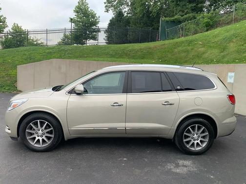 GOLD 2014 Buick Enclave Leather