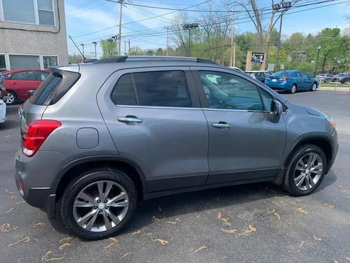 Satin Steel Metallic 2020 Chevrolet Trax LT