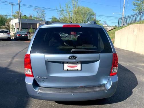2012 Kia Sedona LX