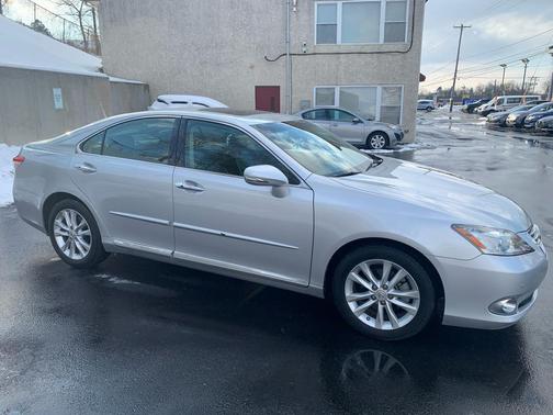 2011 Lexus ES 350 Base