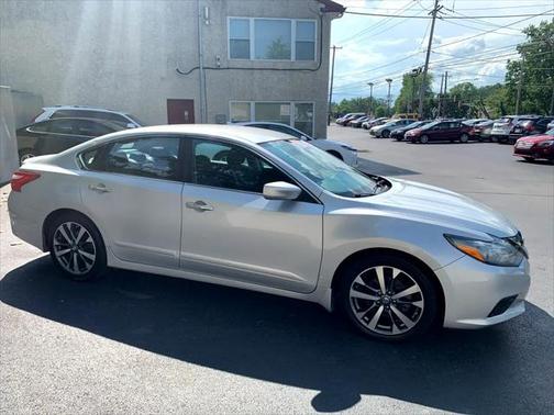2016 Nissan Altima 2.5 SR