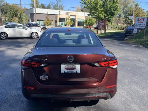Rosewood Metallic 2020 Nissan Sentra SV