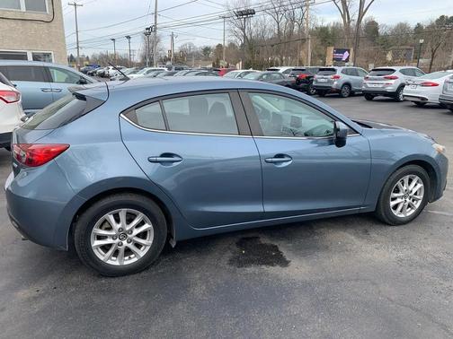 2016 Mazda Mazda3 i Sport
