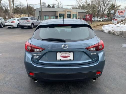 2016 Mazda Mazda3 i Sport
