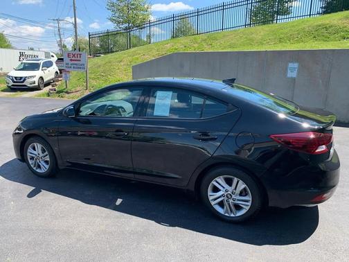 Phantom Black 2020 Hyundai ELANTRA SEL