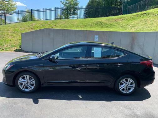 Phantom Black 2020 Hyundai ELANTRA SEL