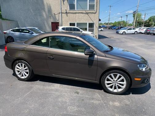 Indium Gray Metallic 2014 Volkswagen Eos Komfort