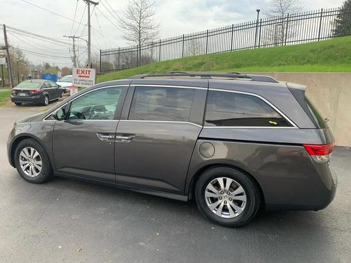 Modern Steel Metallic 2014 Honda Odyssey EX-L