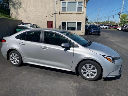 Classic Silver Metallic 2025 Toyota Corolla Hybrid LE