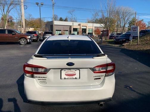 2017 Subaru Impreza 2.0i Sport