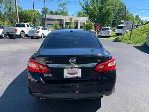 Super Black 2016 Nissan Altima 2.5 SL