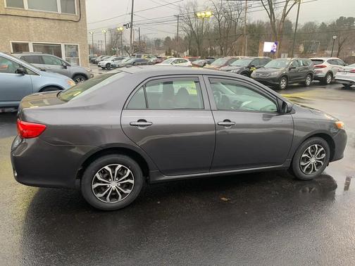 2009 Toyota Corolla LE
