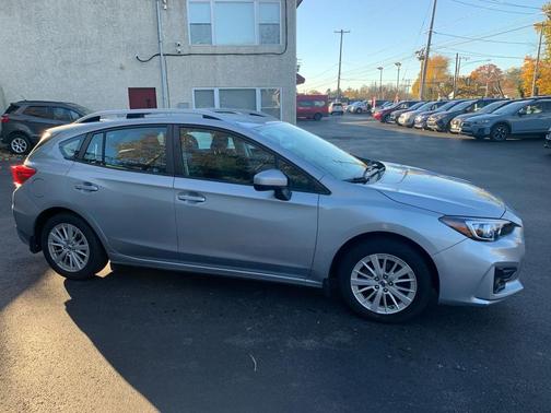 2018 Subaru Impreza 2.0i Premium