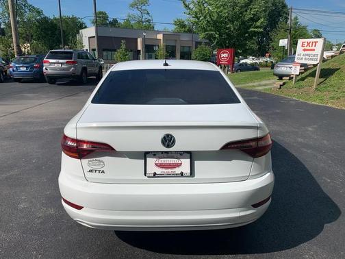 WHITE 2019 Volkswagen Jetta 1.4T S