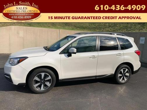 Crystal White Pearl 2017 Subaru Forester 2.5i Premium