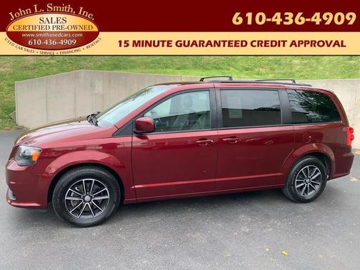 Octane Red Pearlcoat 2018 Dodge Grand Caravan GT