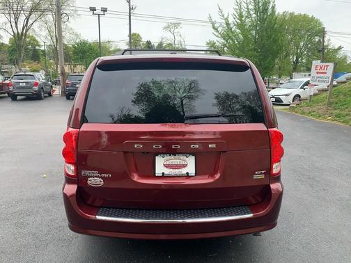 Octane Red Pearlcoat 2018 Dodge Grand Caravan GT