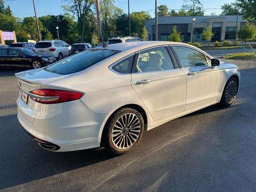 White Platinum Metallic Tri-Coat 2017 Ford Fusion Platinum