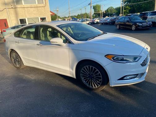 White Platinum Metallic Tri-Coat 2017 Ford Fusion Platinum