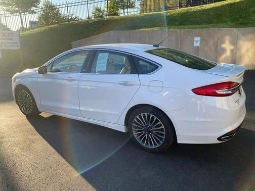 White Platinum Metallic Tri-Coat 2017 Ford Fusion Platinum