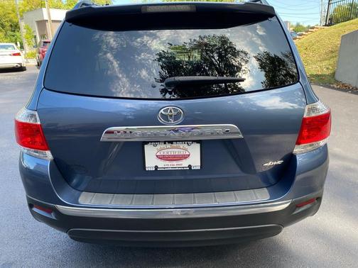 2013 Toyota Highlander SE