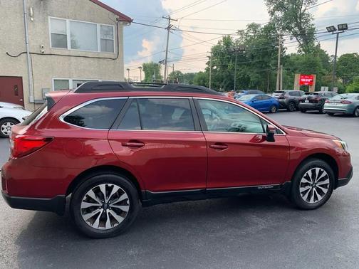 MAROON 2016 Subaru Outback 2.5i Limited