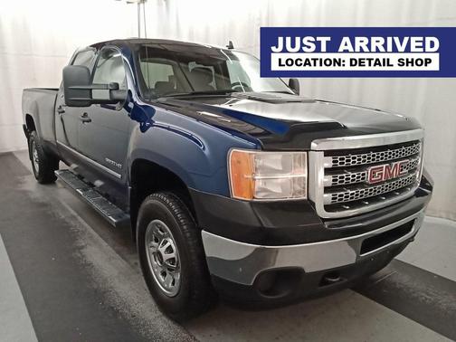 Photo 1 of 5 of 2014 GMC Sierra 3500 SLE