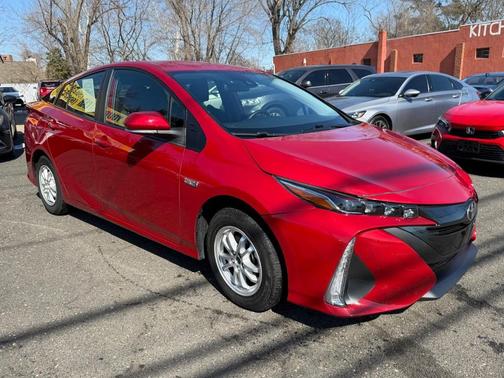 Supersonic Red 2022 Toyota Prius Prime LE