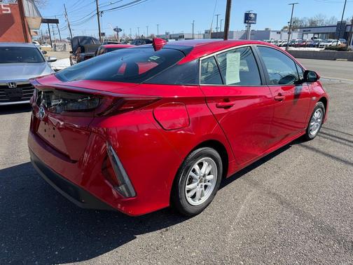 Supersonic Red 2022 Toyota Prius Prime LE