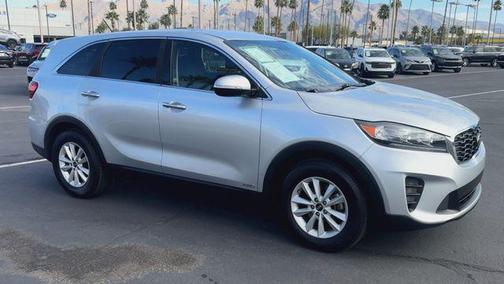2019 Kia Sorento LX