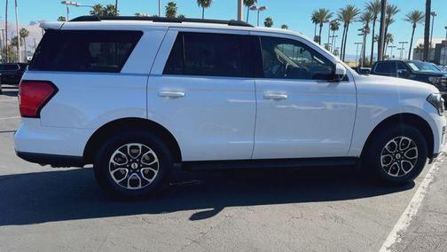 OXFORD WHITE 2024 Ford Expedition XLT