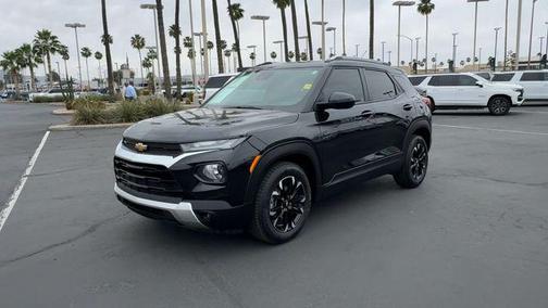 Mosaic Black Metallic 2023 Chevrolet Trailblazer LT