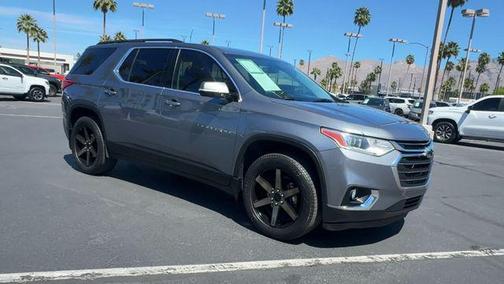 Satin Steel Metallic 2020 Chevrolet Traverse LT Cloth