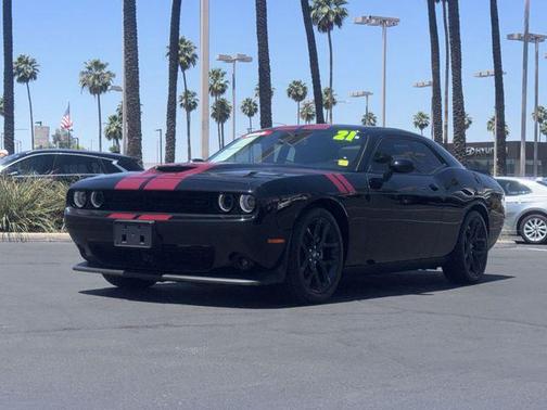 Pitch Black Clearcoat 2021 Dodge Challenger GT